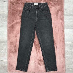 Everlane black crop the curvy cheeky jean size 25 in black